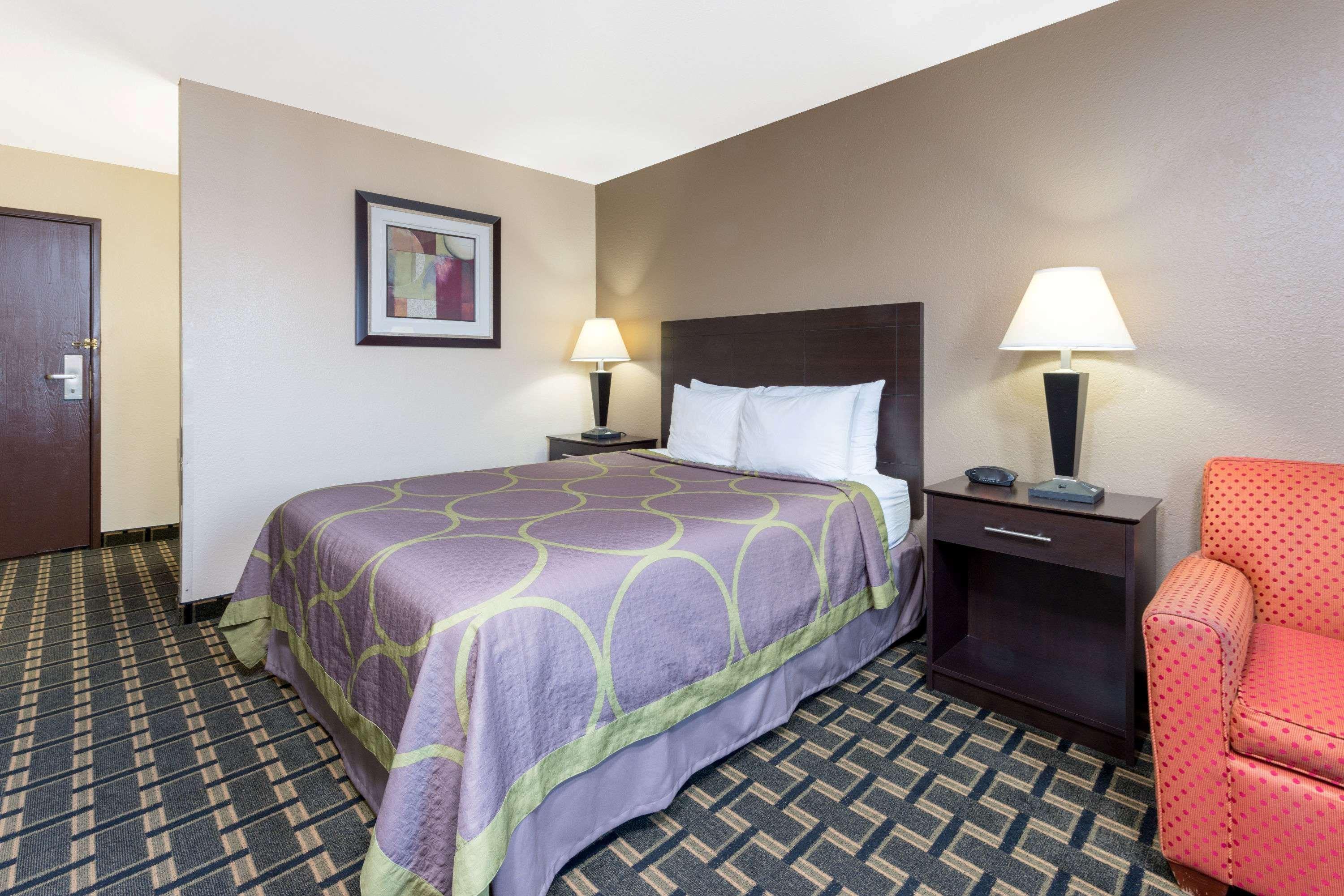 Hotel Super 8 By Wyndham Springfield East Exterior foto